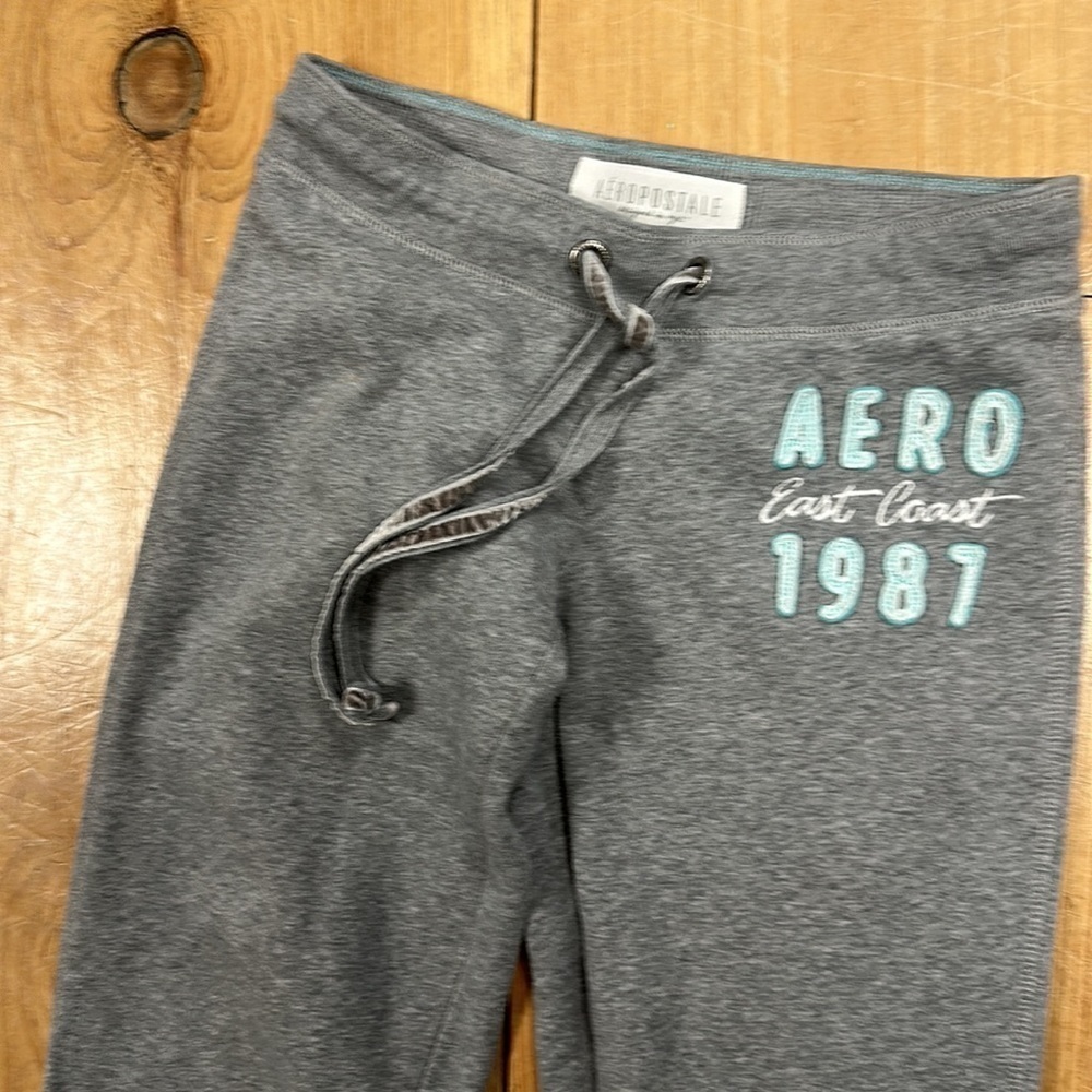 Aeropostale Gray cinch sweatpants, Embordered Logo, WARM, EX/1P - Picture 6 of 7